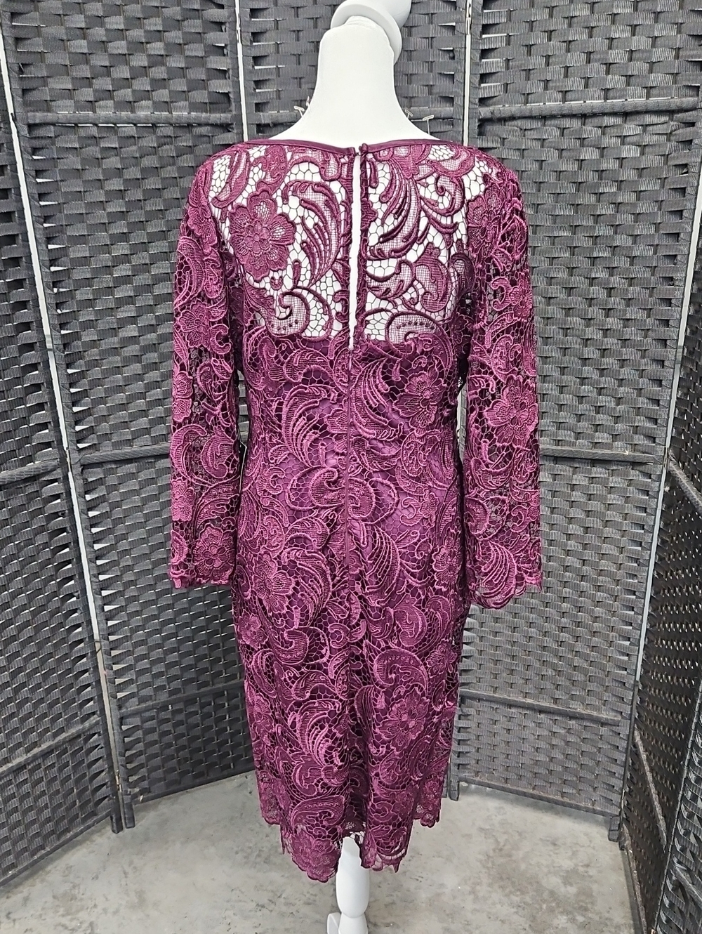 NWT Size 12 Plum/Eggplant Long Sleeve Lace Adrianna Papell Cocktail - Picture 6 of 11